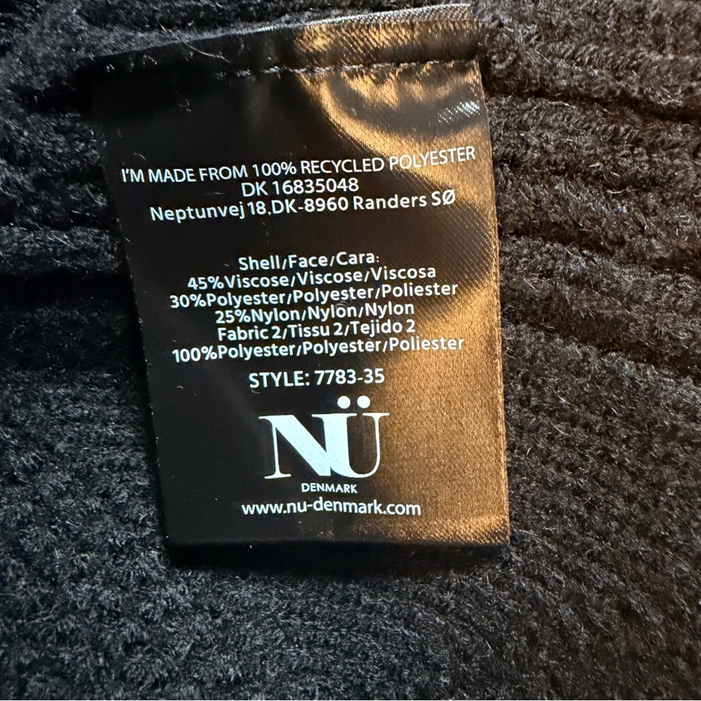 Elegant Black Leather Women's Jacket - Picture 8 of 9